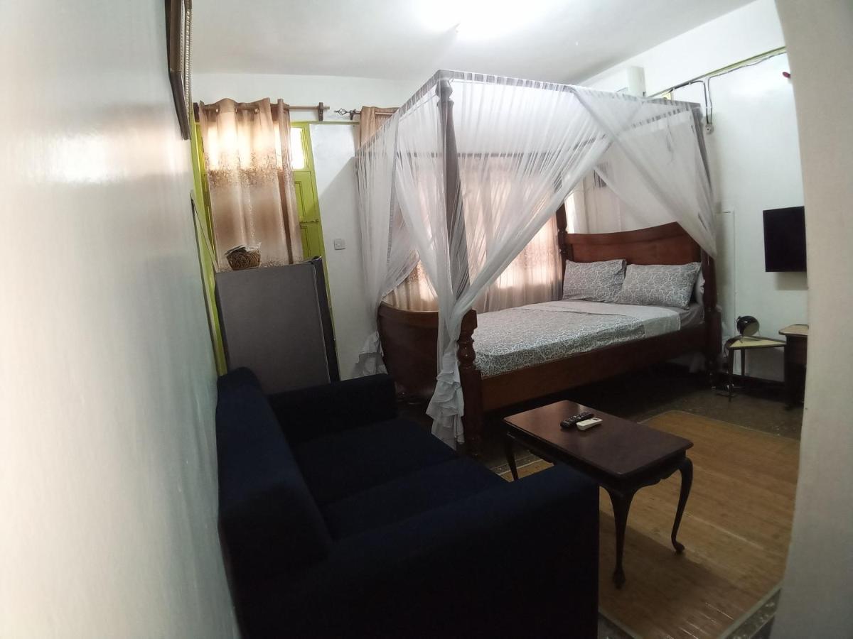 Safi Apartment Момбаса Экстерьер фото